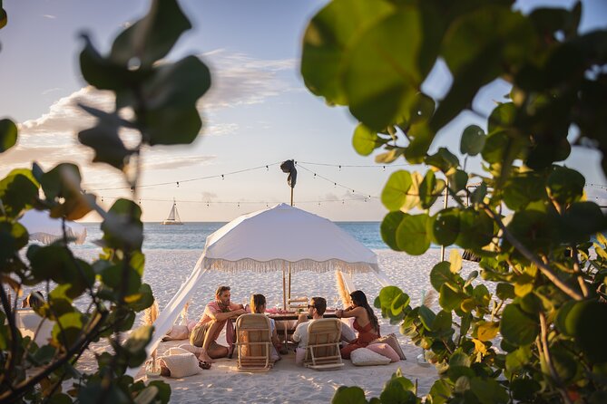 Aruba Romantic Sunset Photoshoot & Beach Picnic in Luxury Cabana - Two hours for music, food, and sunset