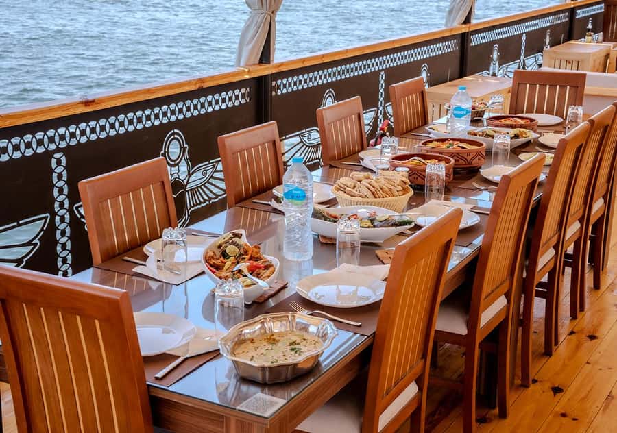 Aswan to Luxor: 4-Day Luxury Dahabiya Nile Cruise Adventure - Should you book the Aswan to Luxor dahabiya?
