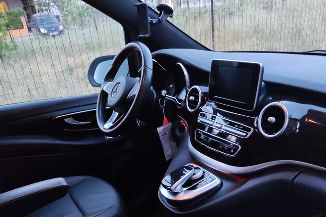 Athens Airport To Piraeus Port - Hotel Private Luxury Transfer - The strongest part: courteous, careful drivers