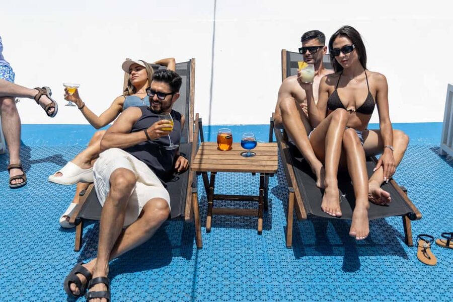 Athens: VIP Swimming Cruise to three islands - The return sail: drinks, music, and sunset