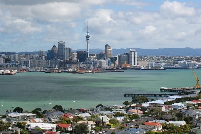 Auckland Sights Exclusive 4 Hour Luxury Day Tour - Crossing to Devonport on Auckland’s North Shore