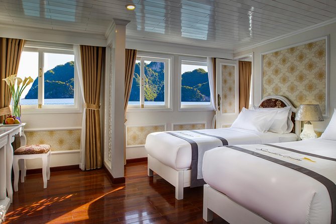 Bai Tu Long bay Luxury Cruise 2D/1N: Less touristy places, Kayaking, full meals - Why Bai Tu Long Bay makes a better route for some visitors