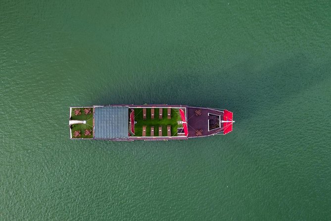 Bai Tu Long Luxury Day Cruise - Fishing Village, Kayak - Thien Canh Son Cave and its short physical challenge