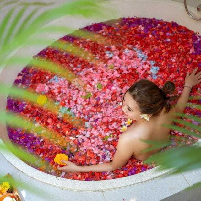 Bali: Luxury Spa Balinese Massage scrub Flower bath 2 Hour - Getting there from Kuta and south Bali