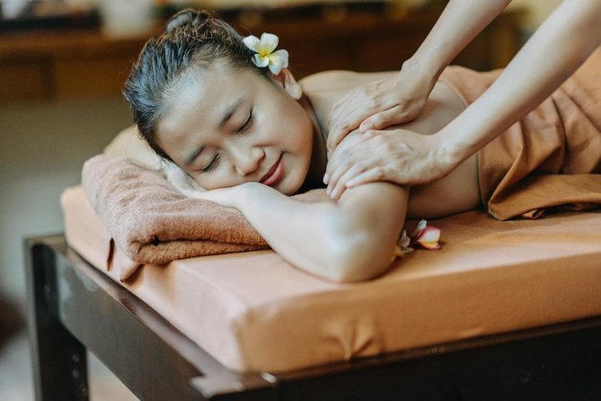 Bali Luxury Spa Massage and flower Bath 2 hour Treatmen - Pickup makes the price more attractive