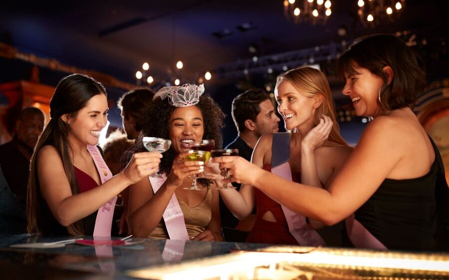 Bamberg: Bar & Club Tour with free Shots & VIP entry - Free drinks and responsible pacing