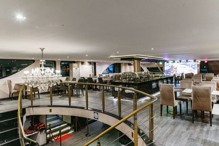 Bangkok: Alangka Luxury Buffet Dinner Cruise With Live Music - Why a Chao Phraya dinner works so well