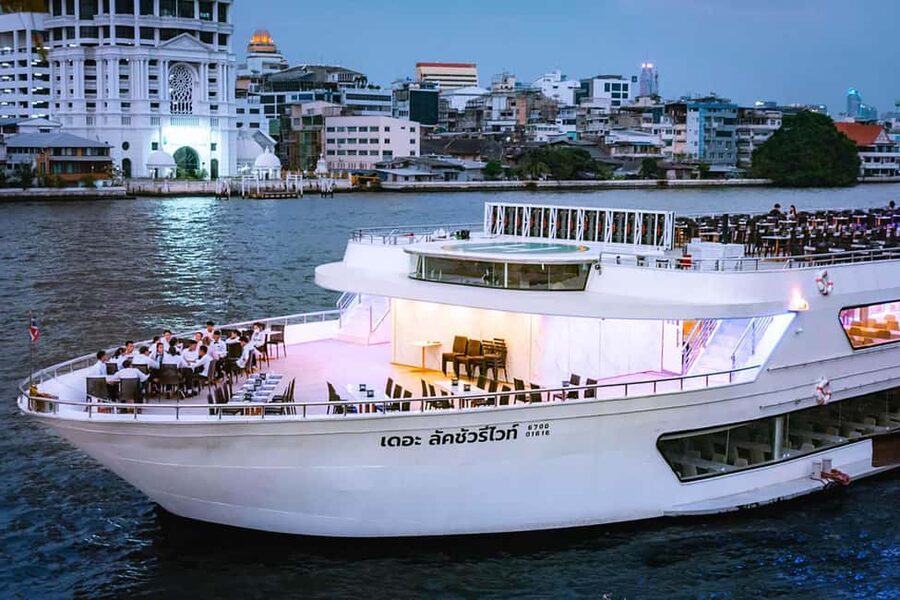 Bangkok: Luxury White Sunset or Dinner Cruise with Beer - Quick points to know before booking