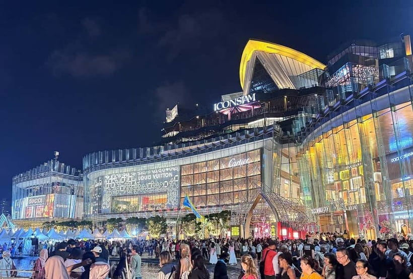 Bangkok: Opulence Luxury River Dinner Cruise with Live Band - From Bangkok’s Skyline to Wat Arun