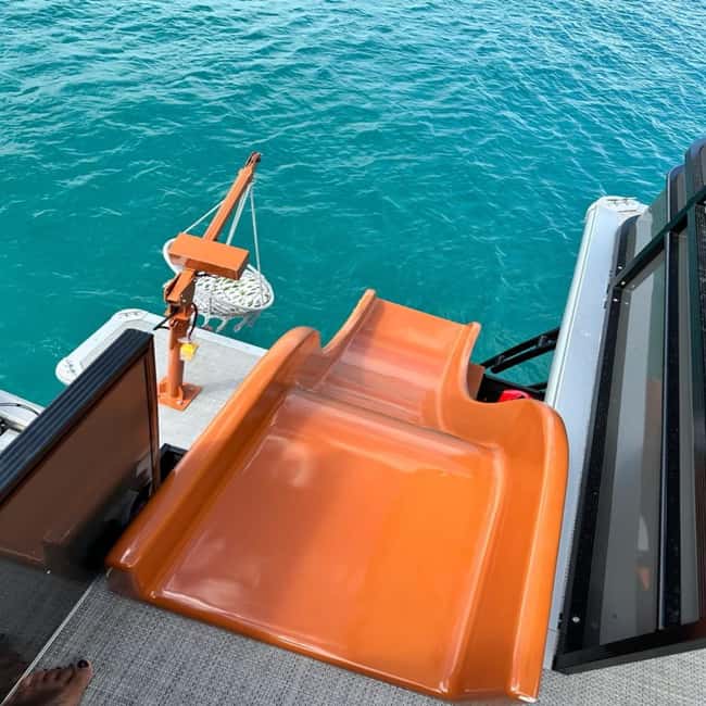 Barbados -Luxury Cruise with Lunch and Open Bar - The turtle and shipwreck snorkeling stop