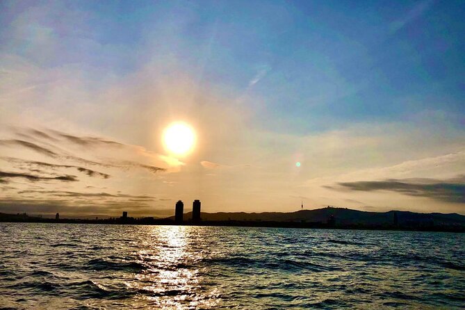 Barcelona Private Luxury Motor Yacht Sunset Cruise with Drinks - Drinks, snacks, and music during the ride