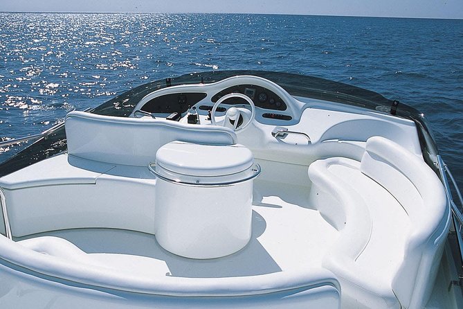 Barcelona Private Luxury Yacht Tour - Barcelona’s beaches from the water