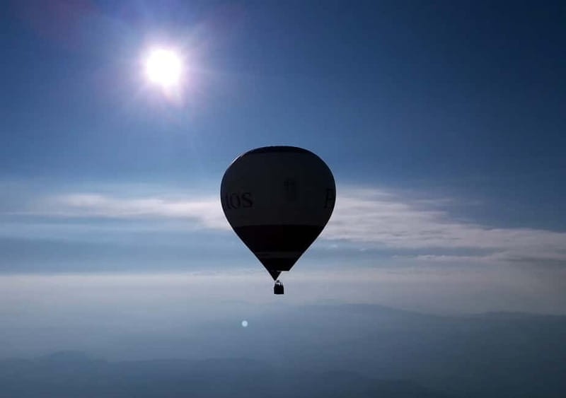 Barcelona Private VIP Balloon Flight with Pick-up Service - Weather, clothing, and physical requirements