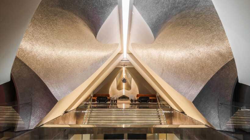 Beijing : SHUIGUO luxury SPA & Recreation Club day ticket - Sleeping pods, entertainment, and time between soaks