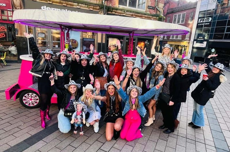 Belfast: Luxury Pink Hen Party Bike Tour (BYOB) - Pedaling through the Cathedral Quarter and city centre