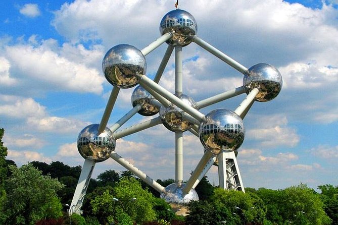 Best of Brussels : Private Luxury Tour - Manneken Pis and the small statue with a big reputation