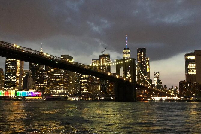 Best Private Luxury Daytime Boat Tour in New York City - 2 Hour - A Close Look at the Statue of Liberty