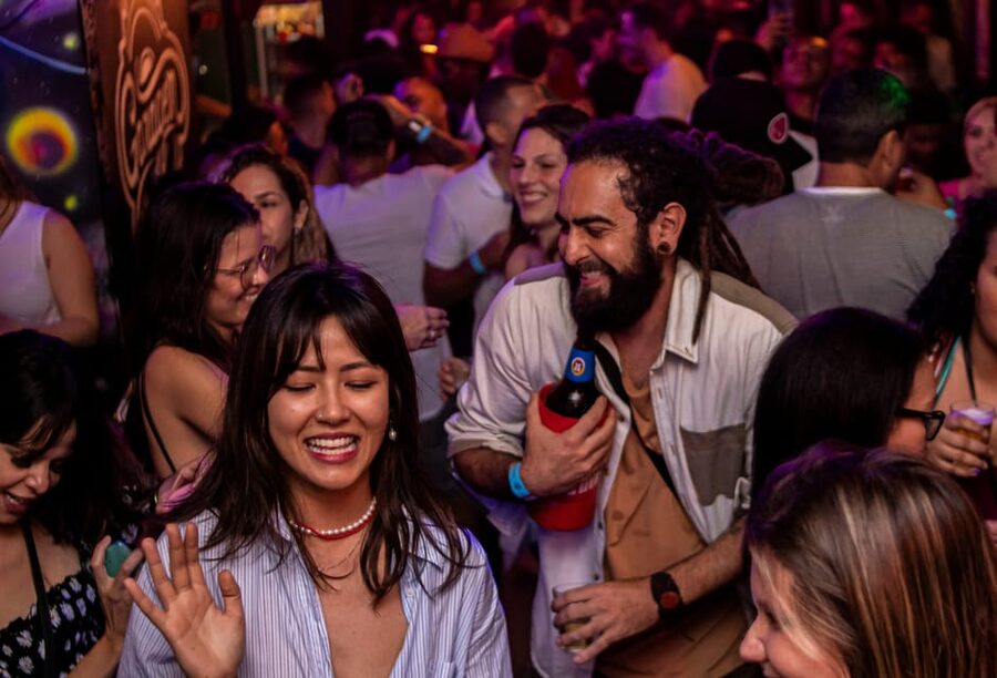 Big Hamburg Pubcrawl - Shots, Games & VIP Bundle - Choosing Thursday, Friday or Saturday