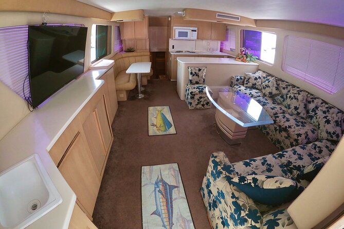 Biggest Luxury Yacht Boat Best in Cancun up to 28 pax - Reaching Isla Mujeres and Playa Norte