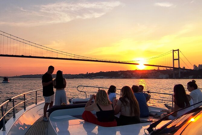Bosphorus Sunset Yacht Experience: Istanbul’s Best - Kabataş departure and the first minutes aboard