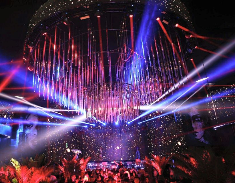 Bucharest: VIP Dining, Limo Ride & Clubbing - What this Bucharest night actually offers