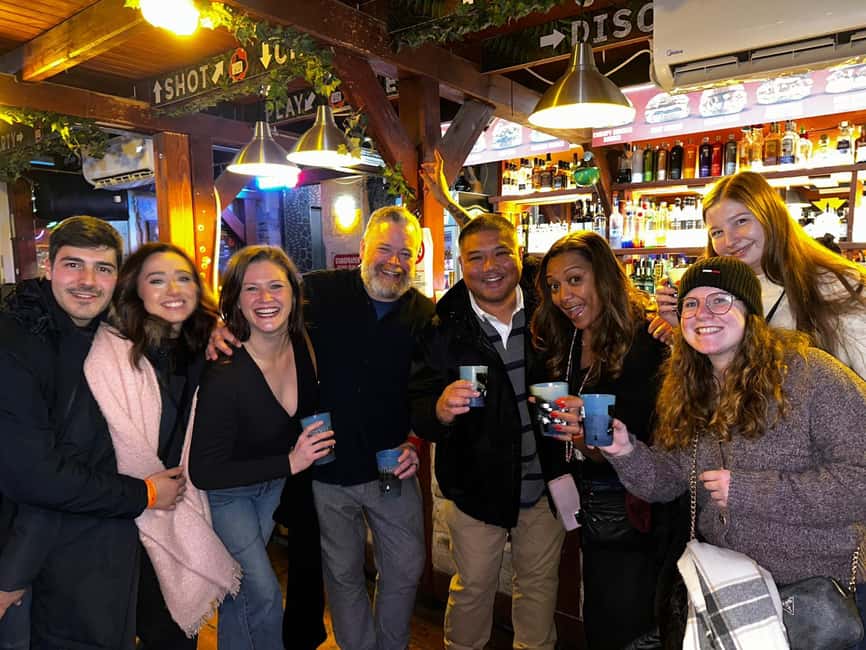Budapest: Guided Ruin Bar Pub Crawl VIP Entry & Free Shots - La Siesta brings a change of pace