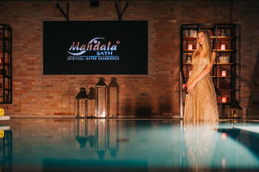 Budapest: Mandala Day Spa & Luxury Pool Experience - Four pools and one large jacuzzi