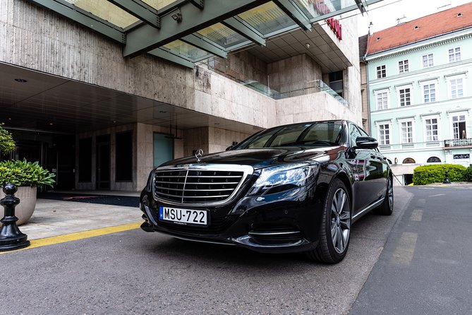 Budapest Private Airport Transfer in a Luxury Car - Booking times, flight changes, and cancellation