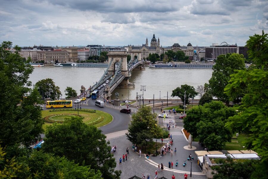 Budapest: Private Luxury Sightseeing Tour - Starting with Budapest’s Danube riverfront