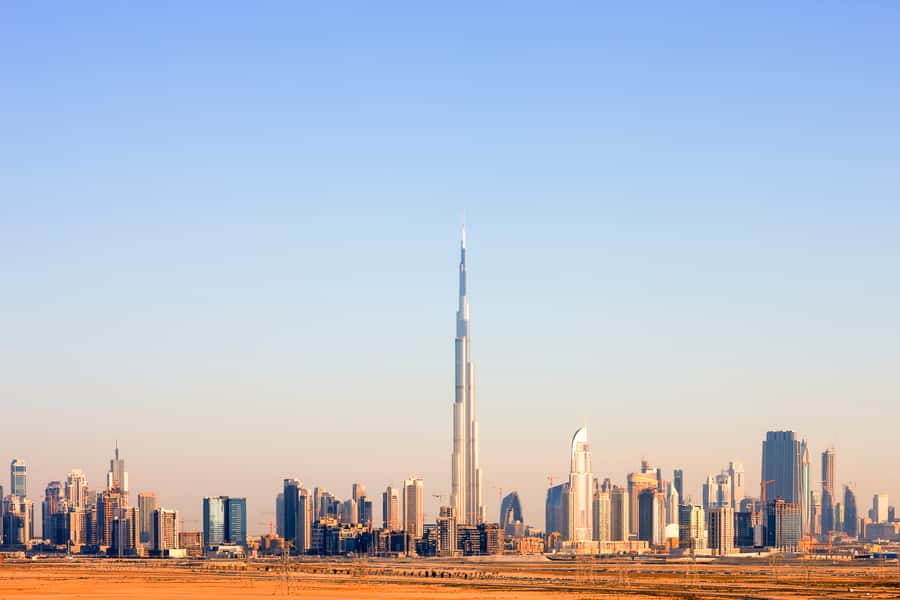Burj Khalifa VIP Lunch – Michelin Dining & Porsche Transfer - VIP entry instead of the standard tower queue