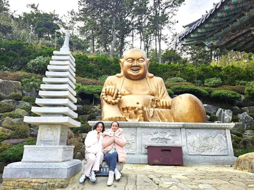 Busan: Cruise Port – Premium Small Group Tour (Max 6 Guests) - A hanok café and a slower half-hour