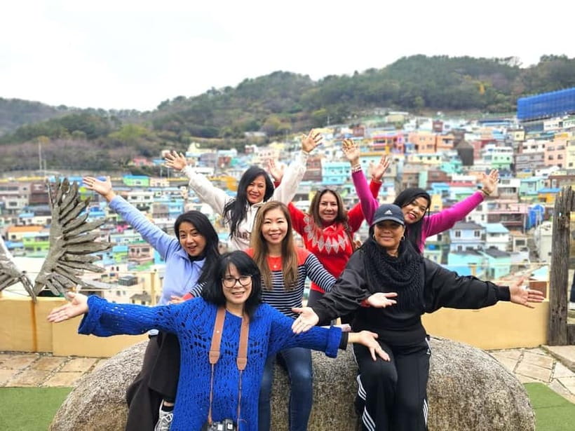 Busan: Cruise Port – Premium Small Group Tour (Max 6 Guests) - Haedong Yonggungsa Temple beside the sea