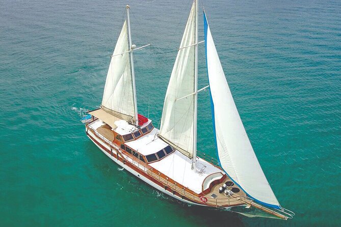 Cabo San Lucas Luxury Sailing Yacht and Dinner with a Chef - Lovers Beach brings sound, shoreline, and open water