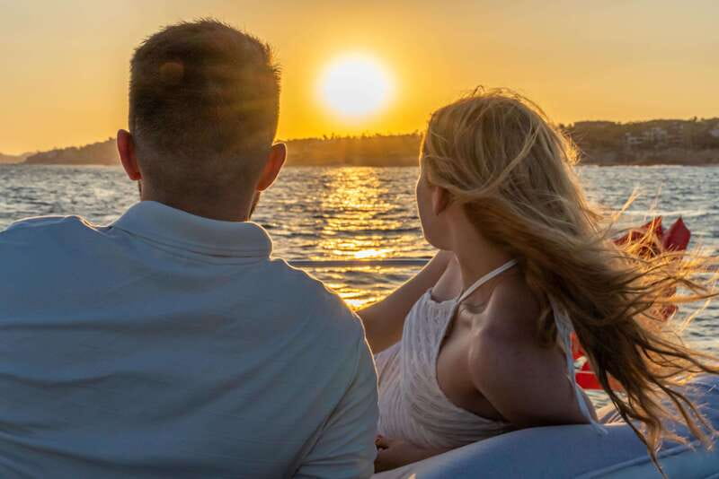 Cabo San Lucas: Luxury Yacht Cruise - A private yacht instead of a crowded boat