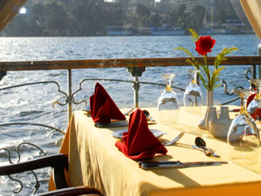 Cairo: Luxury Dinner Cruise On The Nile River - What the three-hour schedule really feels like