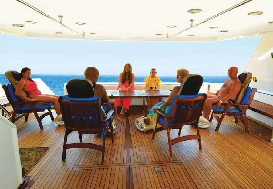 Cairo to Red Sea: VIP Yacht Cruise, Snorkeling & Lunch - The 30-minute cruise to Jabal el Sakka