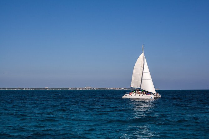 Cancun Sailing Catamaran Islas Mujeres With Luxury Beach Club - What This Isla Mujeres Catamaran Day Is Really Like