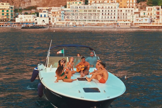 Capri Private luxury Boat Tour - Two hours in Capri’s Piazzetta
