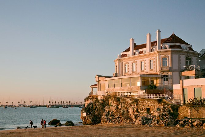 Cascais: Glamour and Decay by The Lisbon Coastline - Private Tour - Palacio Seixas and the arrival of glamour