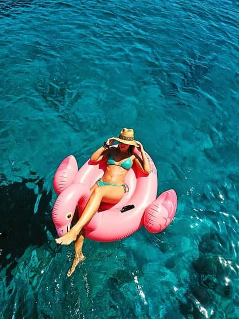 Chania Old Port:Luxury Sunset Catamaran Cruise with Prosecco - Who should book this Chania cruise?