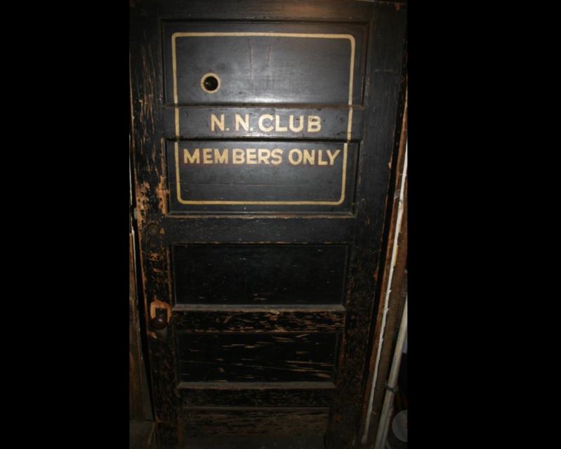 Chicago: 3-Hour Private Speakeasy Cocktail VIP Tour - The guides shape the whole experience