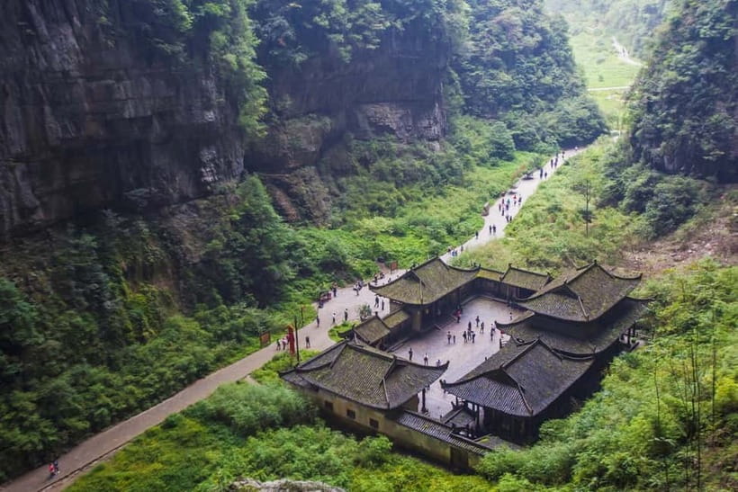 Chongqing: Wulong 2 Spots All-inclusive Luxury Private Trip - The 7:30 pickup and three-hour ride from Chongqing