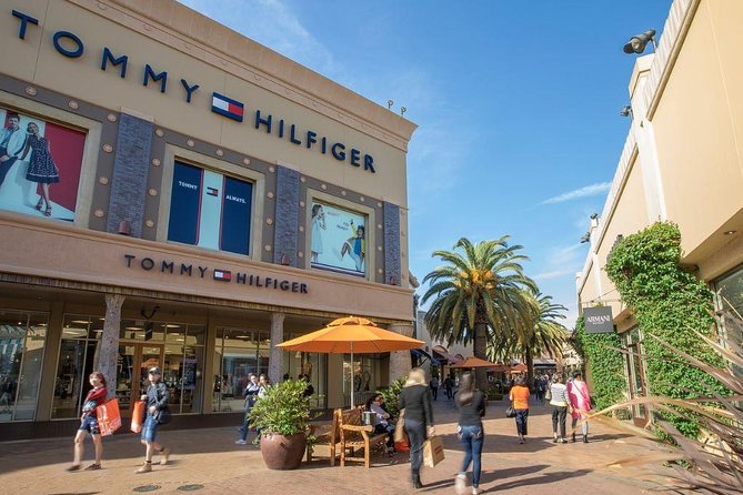 Citadel Outlets Transfer from Anaheim with VIP Lounge, storage & LAX Drop-Off - The airport transfer is useful, but timing needs care