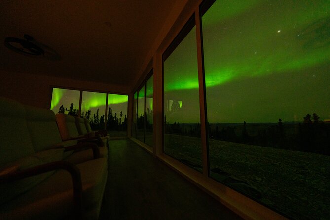 Cleary Summit Aurora Glass House Luxury Northern Lights Tour - Who should book this Fairbanks aurora tour?