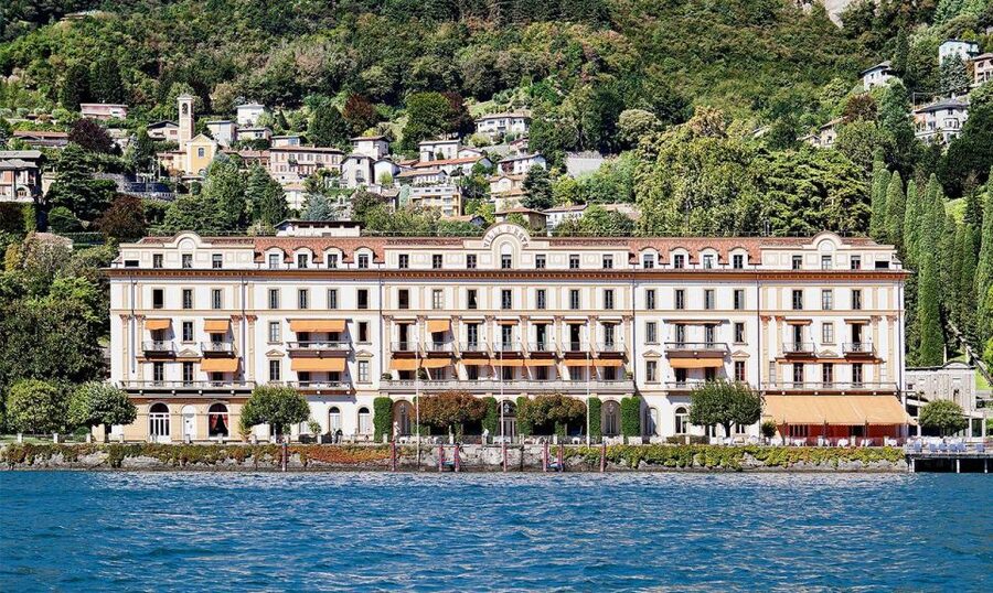 Como: Luxury Boat Tour on Lake Como - Moltrasio and Laglio from the water