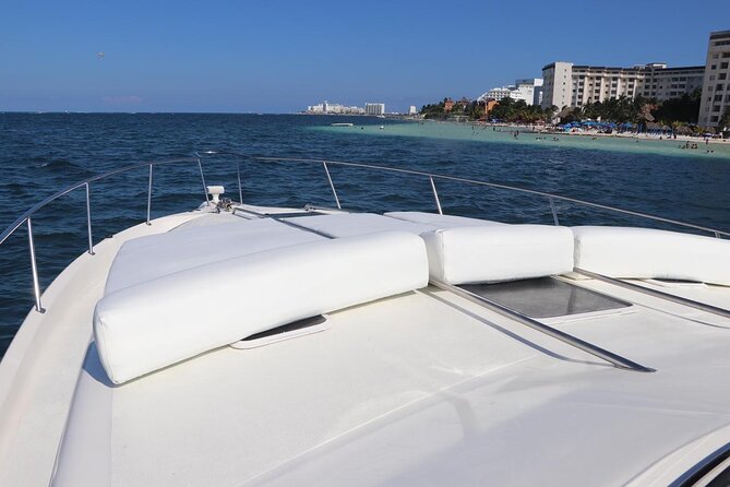 Cruise in Elegance: Luxury Yacht Rental in Cancun - Practical booking advice for Cancun
