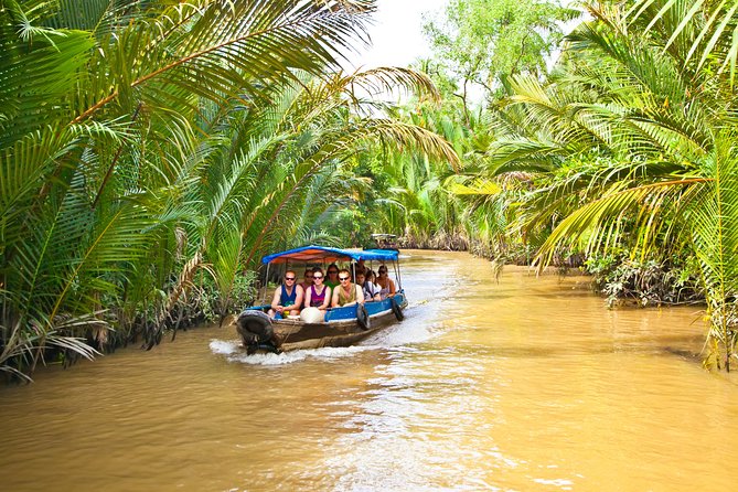 Cu Chi Tunnels & Mekong Delta Tour with VIP Limousine Transfer - Fruit, honey tea, music, and local workshops