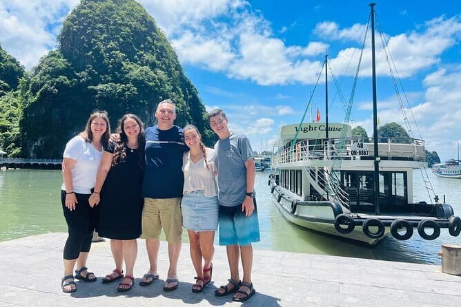 Day Trip - Luxury Experience in Ha Long Bay by Saquila Yacht - The Bay Harmony performance at 10 a.m.