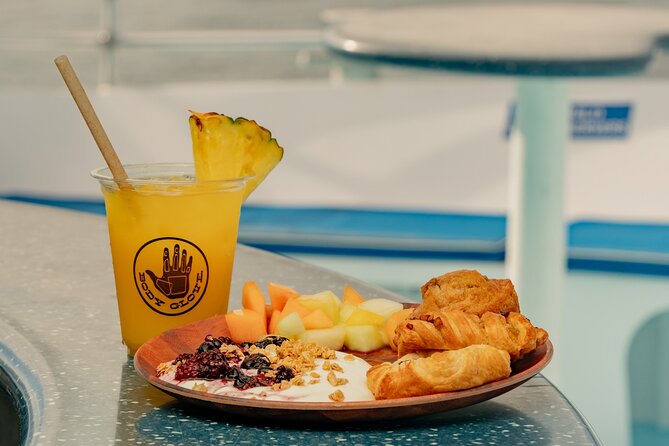 Deluxe Snorkel & Dolphin Watch Aboard a Luxury Catamaran from Kailua-Kona - Who will enjoy this catamaran most?