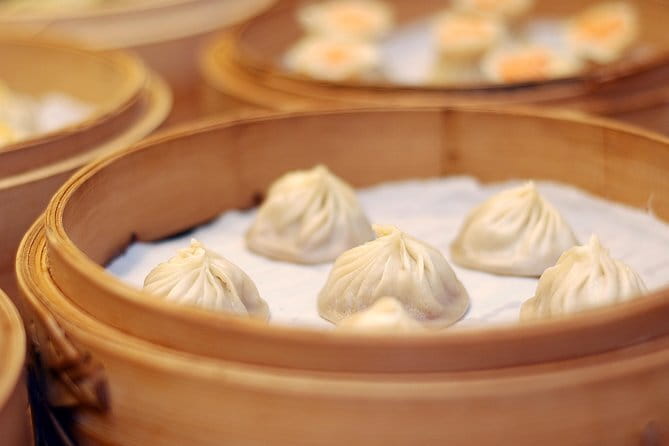 Din Tai Fung Dinner and VIP Class River Cruise Experience in Shanghai - Five things to know before booking